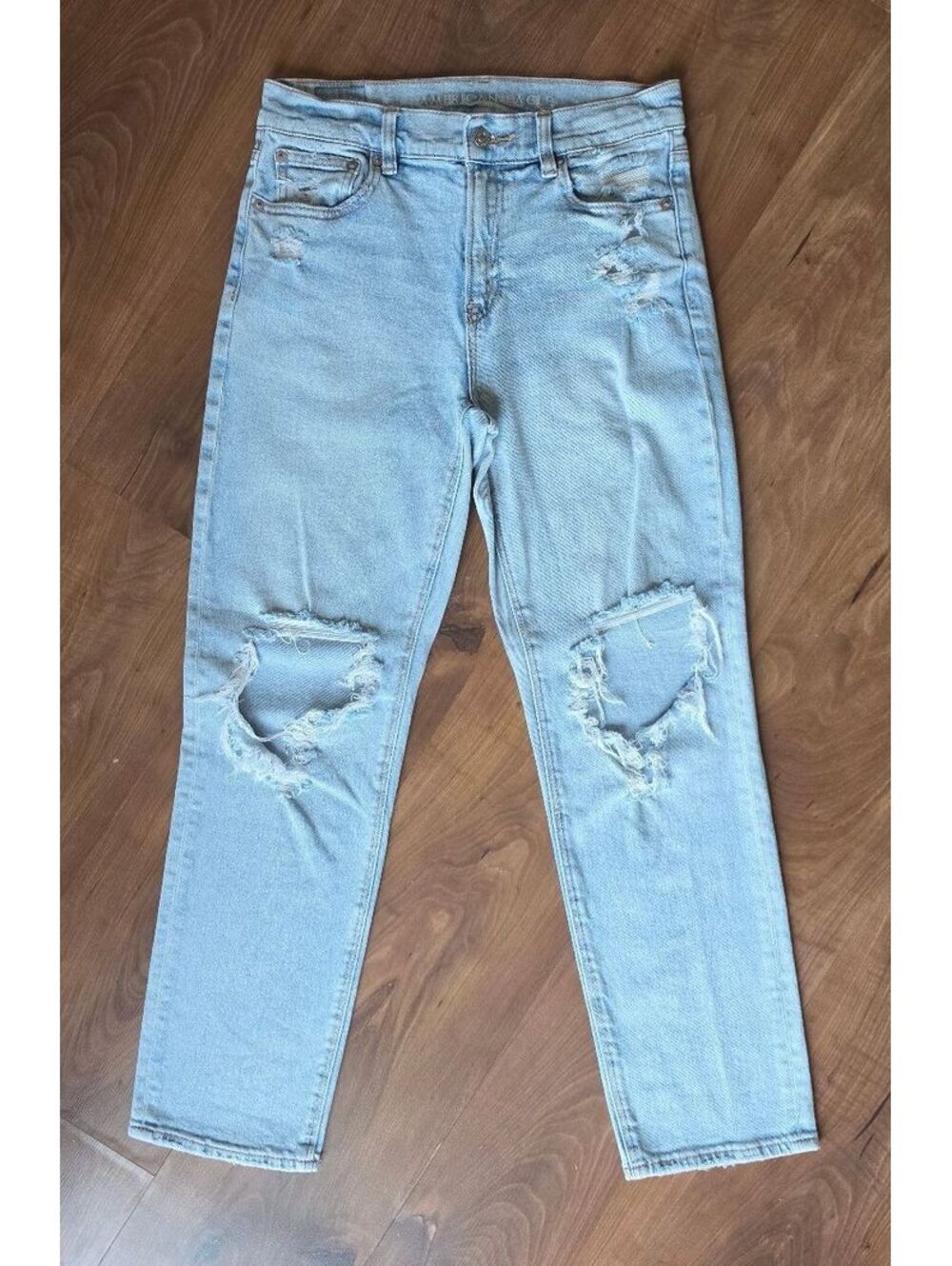 American Eagle Super High Rise Ankle Straight Jeans Light Wash Size 2 Regular